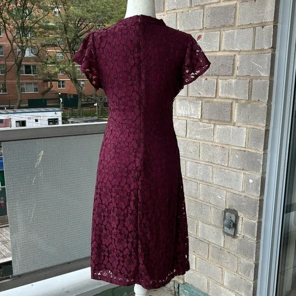 Julia Jordan Burgundy Lace Choker Dress Size 6 - Image 4