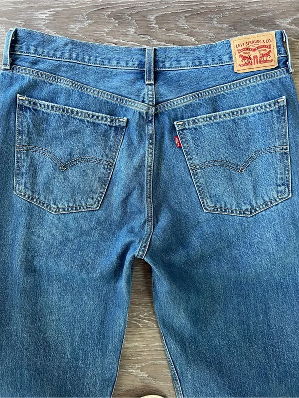 Levi’s Low Pro Straight Jeans Size 31 Breathe Out Distressed Medium Wash 90s - Image 8