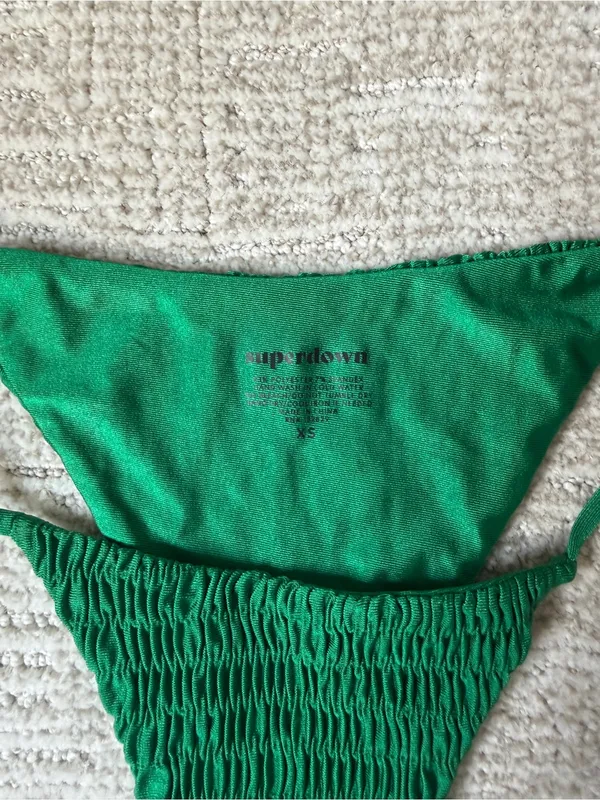 superdown Olivia Smocked Bikini Set - Emerald Green - Image 4