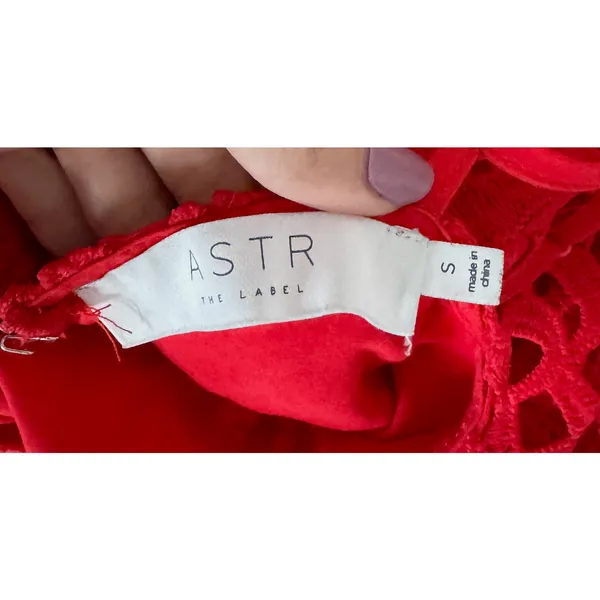 ASTR The Label Lace Adjustable Spaghetti Strap Midi Dress Red Size Small - Image 9