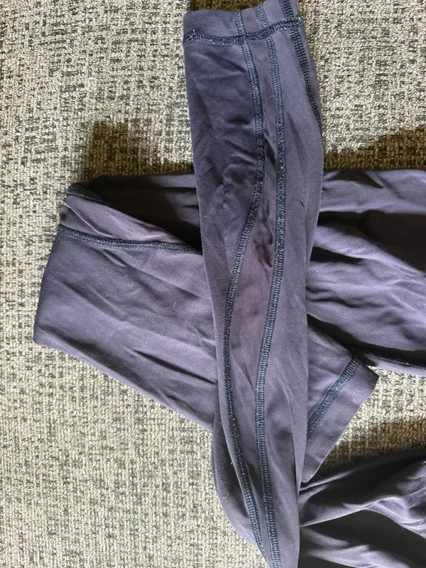 Navy Lululemon Leggings - Image 3