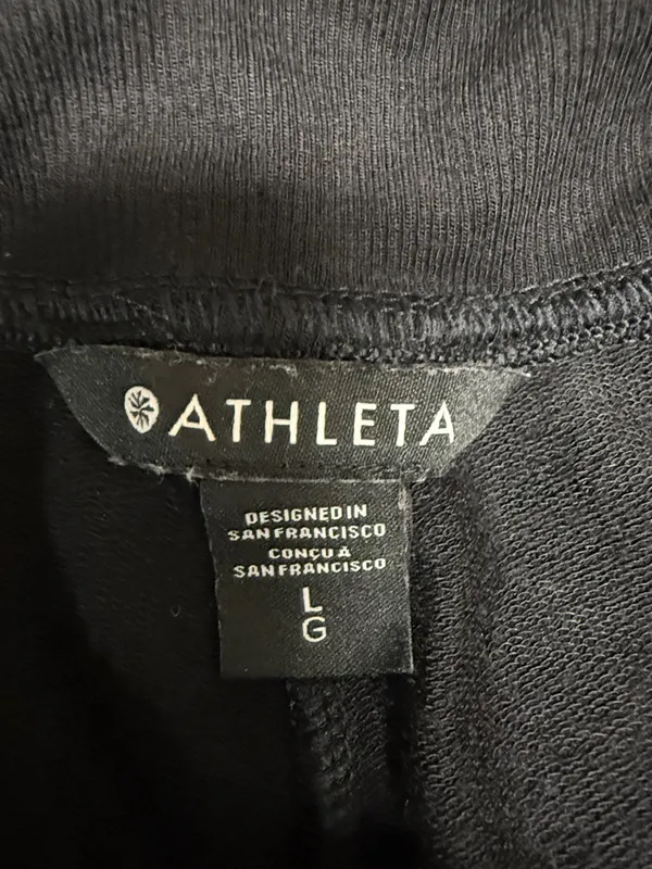 ATHLETA Black Coaster Luxe High Rise 4.5” Shortie Shorts Size Large - Image 4