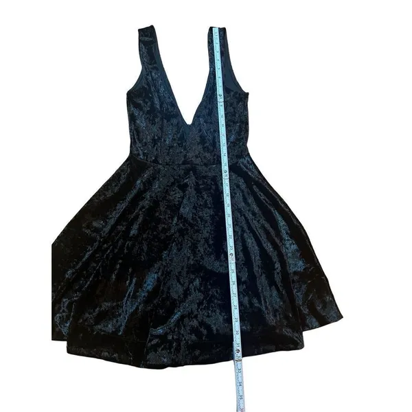 Lulus This Night Black Velvet Backless Skater‎ Dress Sz S - Image 8