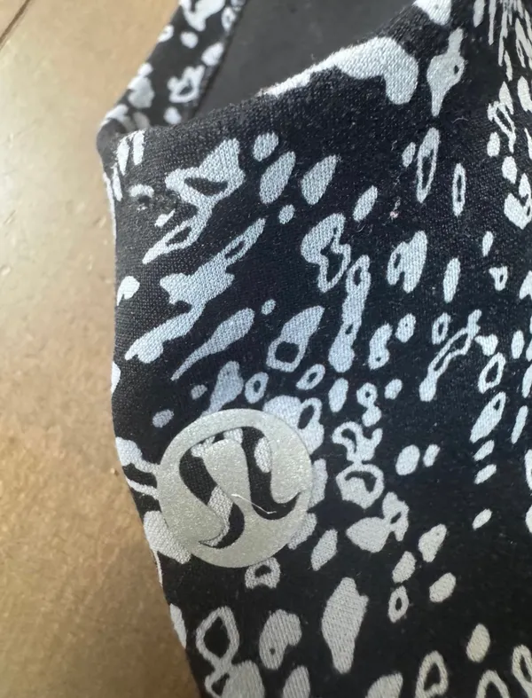Lululemon estimated size 0 In Alignment Straight Strap Sports Bra - Image 3