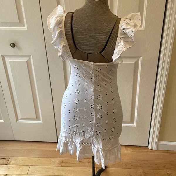 ASOS white cap sleeve eyelit design open midriff mini dress - Image 4