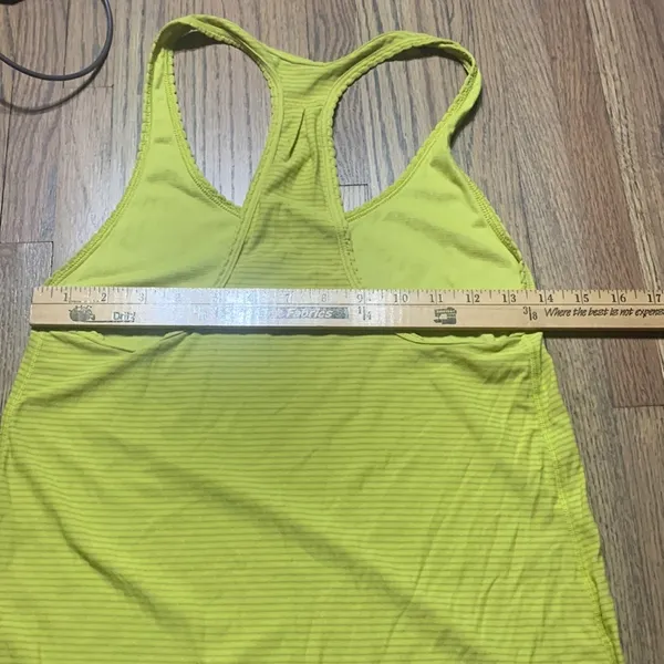 Lululemon tank top - Image 4