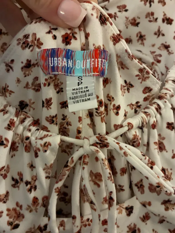 Urban Outfitters Eve Ditsy Floral Ruffle Mini Dress Small - Image 6