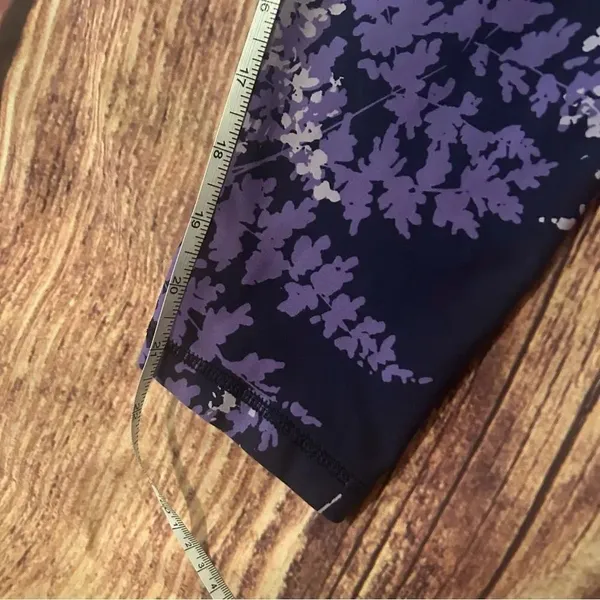 Women’s Aerie Ankle Leggings Floral Purple Size M - Image 4