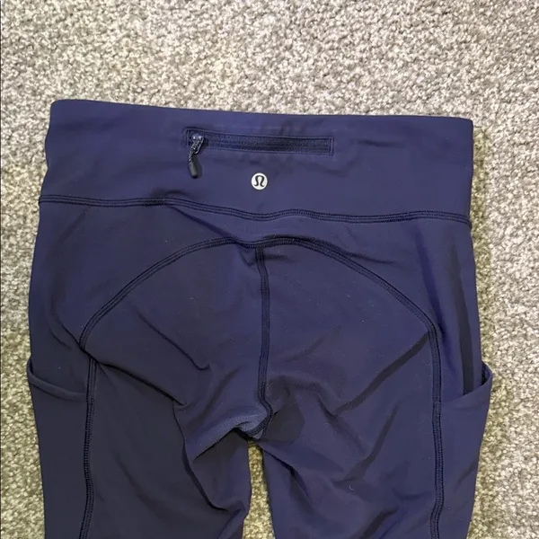 Lululemon Navy Blue Leggings - Image 3