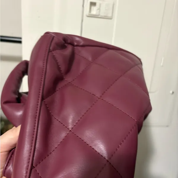 Quilted Burgundy Tote Bag Red - Image 5