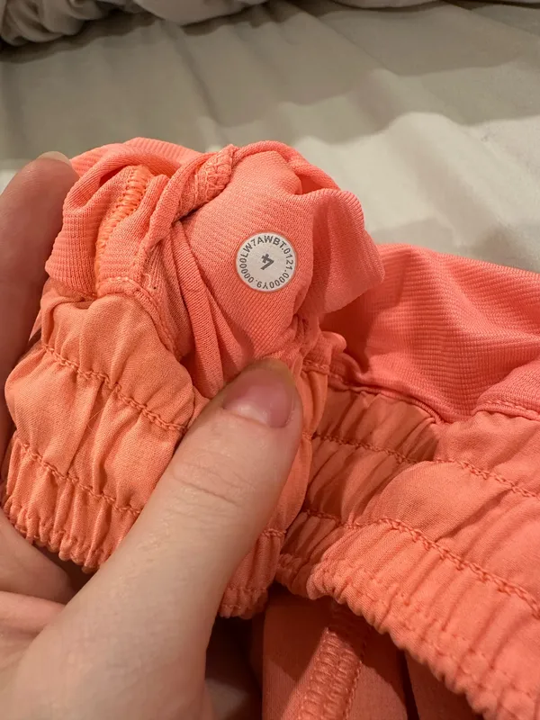 Lululemon Coral 4” Hotty Hot low rise - Image 7