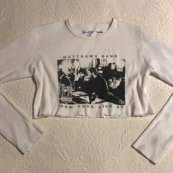 Brandy Melville Graphic Top - Image 2