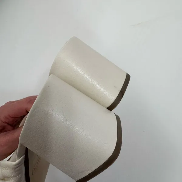 Everlane The Day Twist Heel Slip On Sandal Nappa Leather Cream Size 7.5 - Image 6