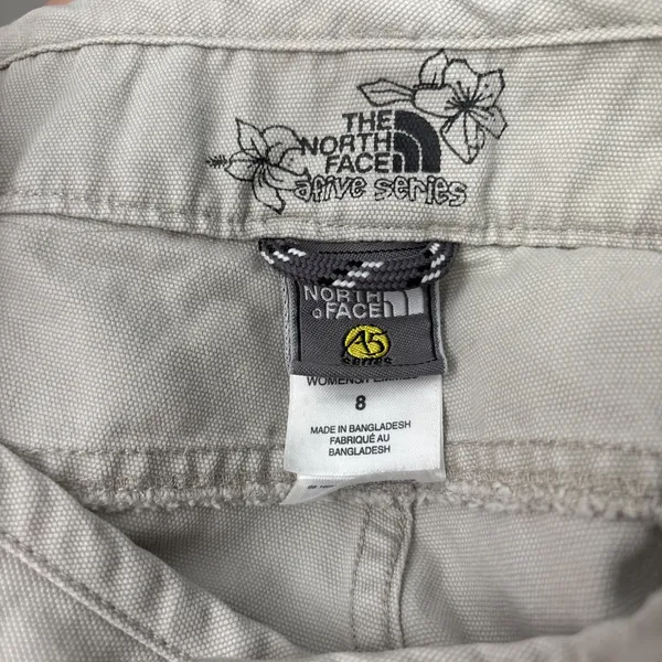 The North Face A5 Series Mini Shorts Size 8 Khaki Canvas Cargo Hiking Gorpcore - Image 7