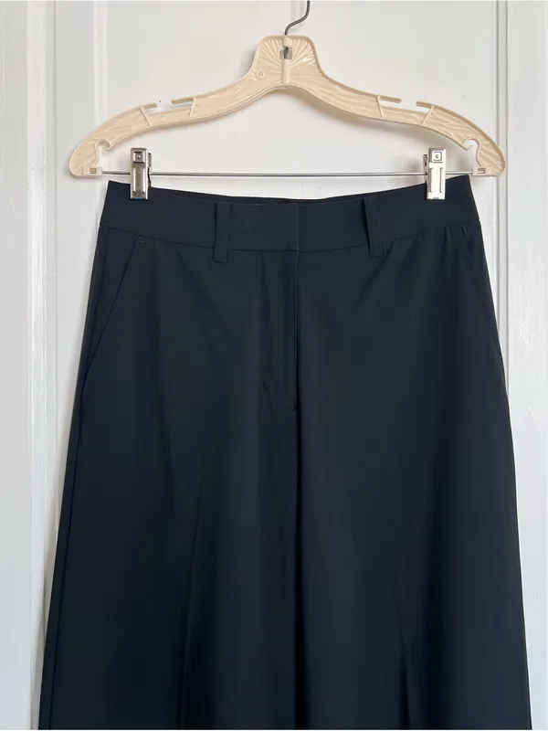 Williams Athletic Club • Toni Golf Pant black wide leg flat front trouser light - Image 4