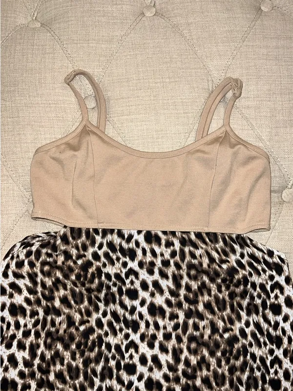 Womens Leopard High-Low Skirt with Beige Top - Image 3