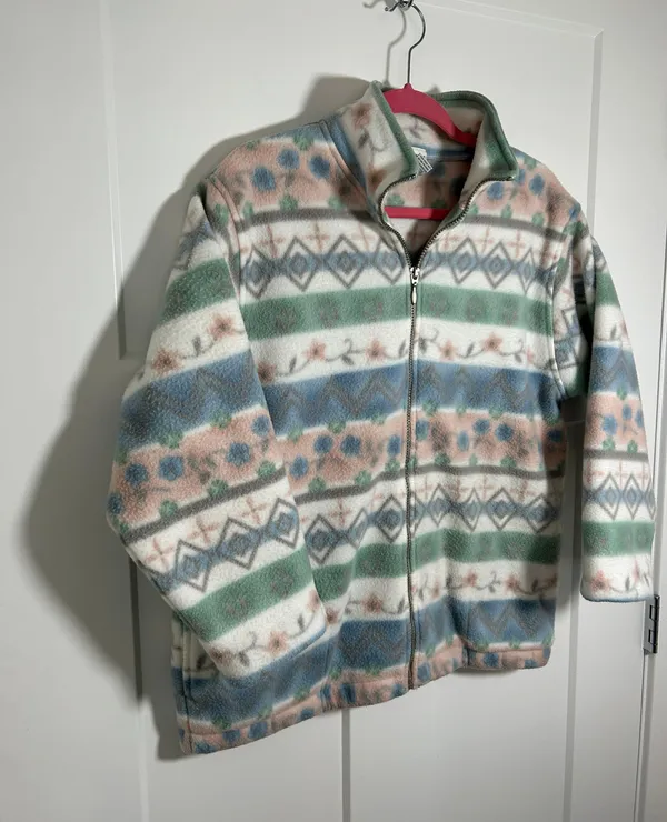 Alfred Dunner Petite Vintage women’s small oversized fleece full zip jacket - Image 2