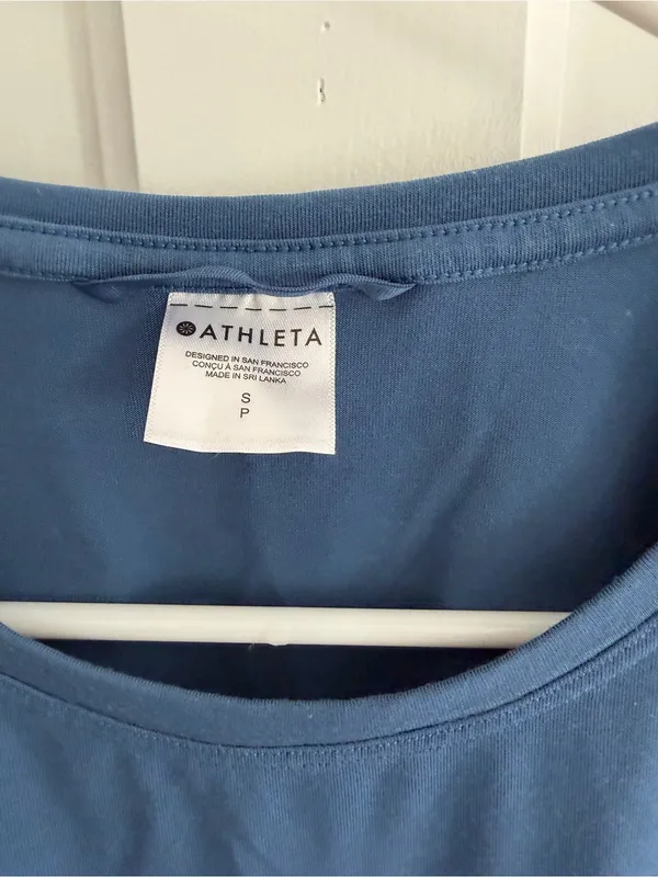 Athleta Open Back Short‎ Sleeve Active Top Blue Size Small - Image 3