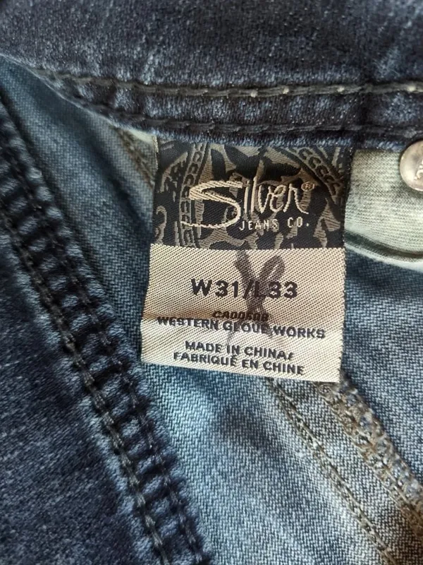 Silver Jeans Suki 17" Women's Sz 31x33 Stretch Dark Denim Boot Cut Embellished - Image 12