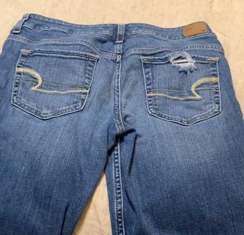 American Eagle Jeans - Image 3