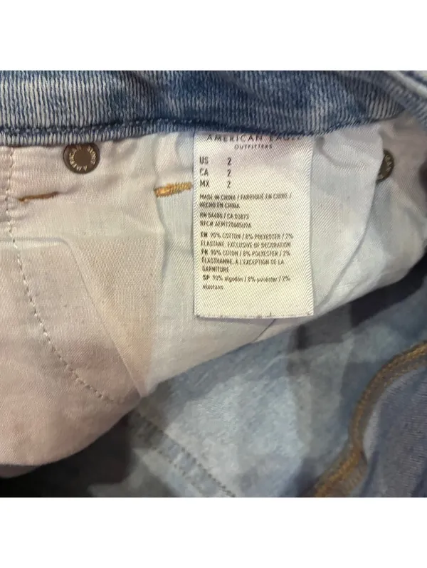 American Eagle Womans Pride Rainbow Stitched Light Wash Distressed Shorts Sz 2 - Image 2
