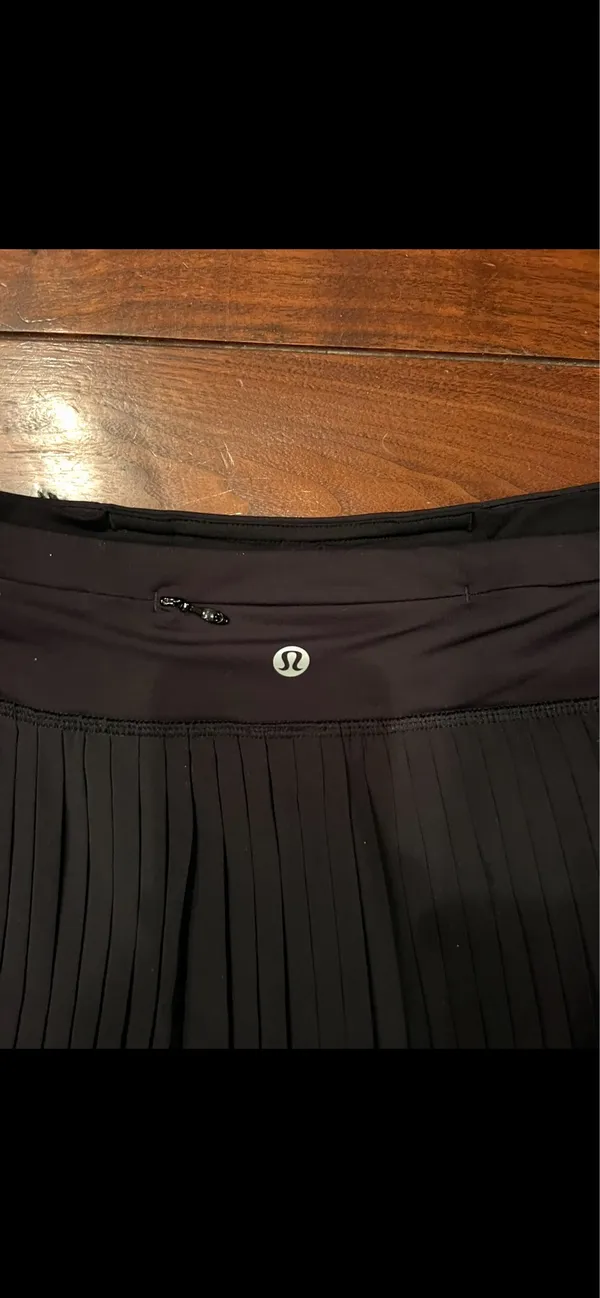 Lululemon pleat to street skirt - Image 3