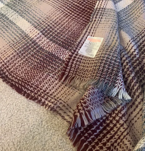 Atmosphere Blanket Scarf - Image 4
