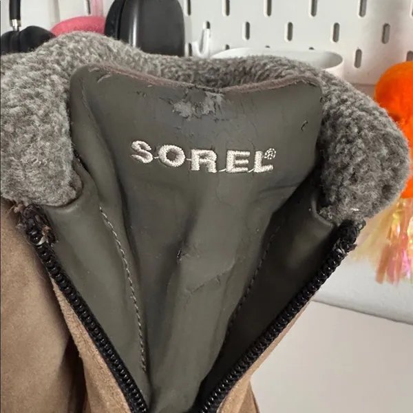 Sorel Lia Ellesmere Insulated Zip Up Half calf duck boots EUC - Image 3