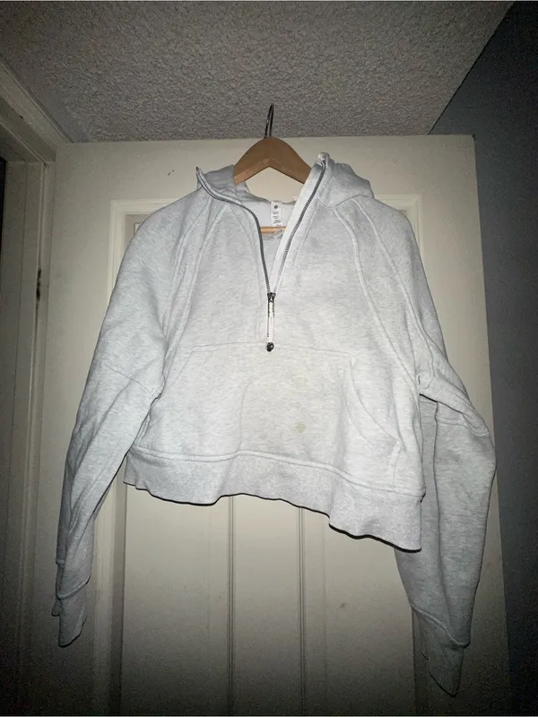 Lululemon Scuba Oversized 1/2 Zip Hoodie size XS/S - Image 3