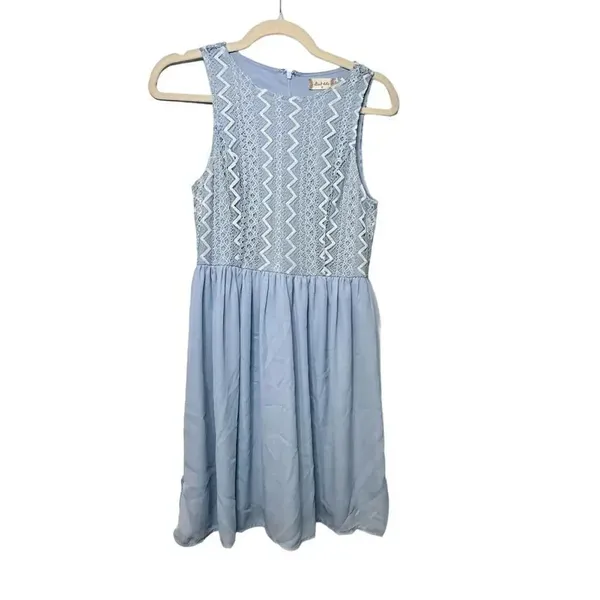 Altar'd State Sleeveless Dress Size Small Blue Above Knee Lace Overloy Flowy - Image 2
