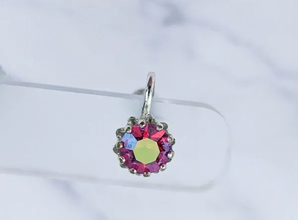 Vintage Screw On Earrings Iridescent Dark Pink Gems - Fair Condition - Image 4