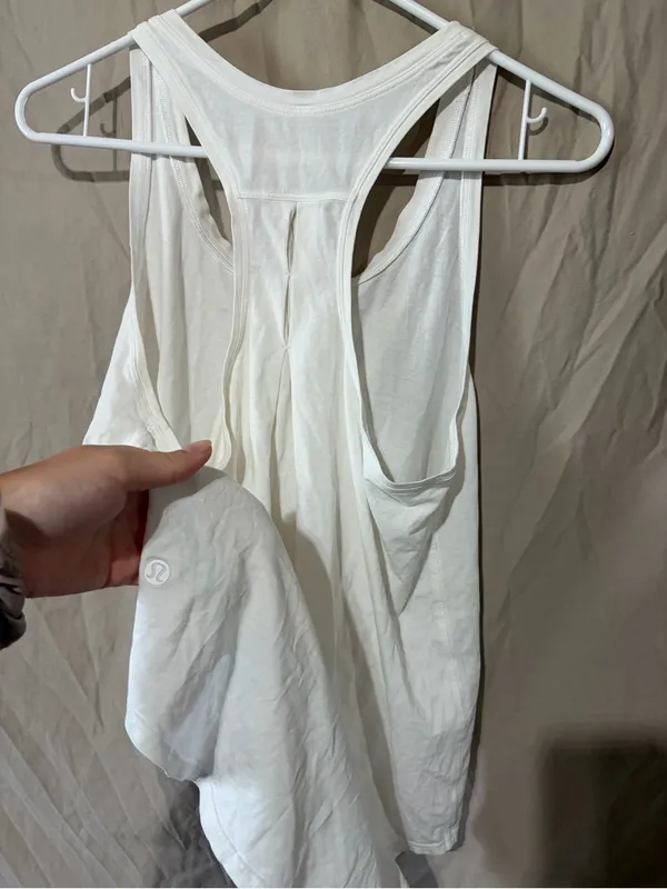 Lululemon tank top - Image 3