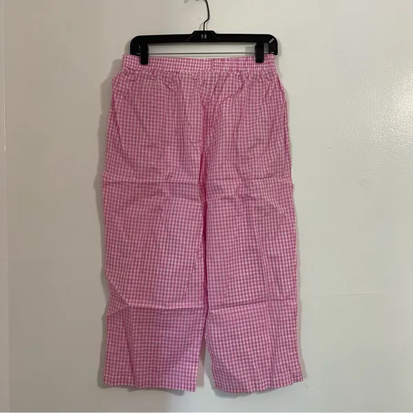 NWT Country Store Pink Gingham Capris | Size: Large - Image 3