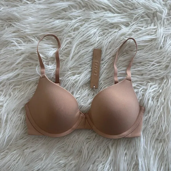Skims Fits Everybody T-shirt Bra Ochre Size 30C - Image 2