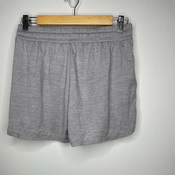 Reebok- Grey/Purple Athletic Shorts with Pockets - Image 2