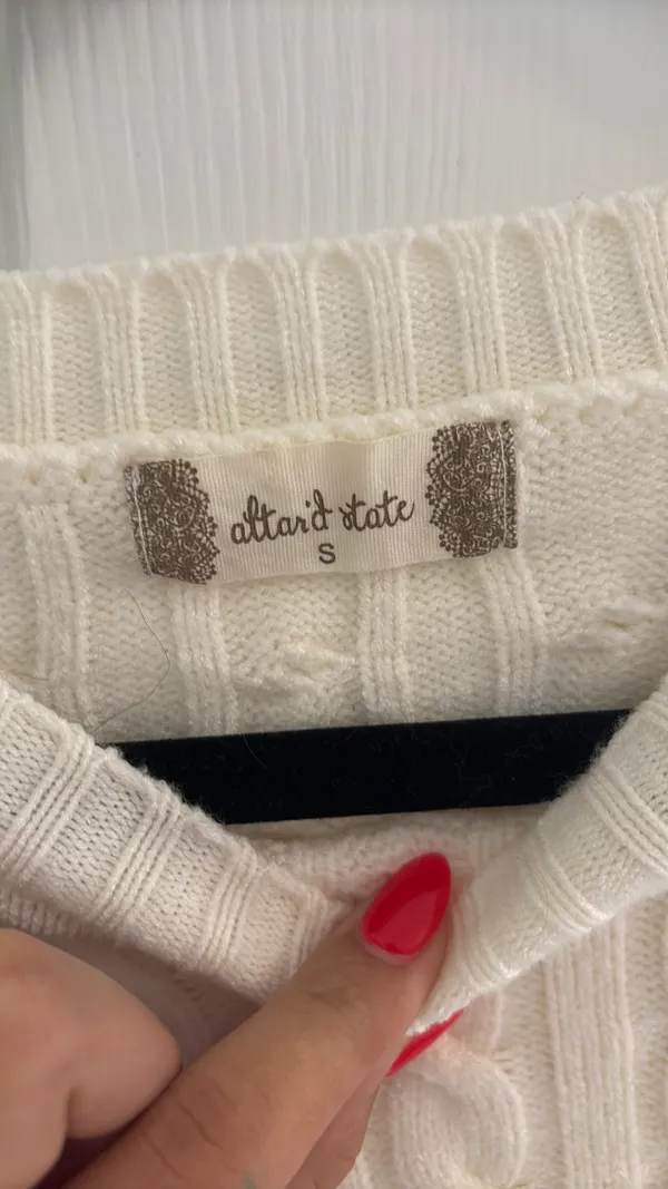 Altar'd State cropped white sweater - Image 4