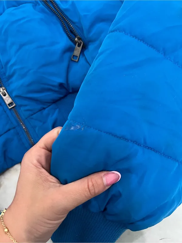 Urban Outfitters Vibrant Blue UO Lily Crop Puffer Jacket Size Small - Image 3