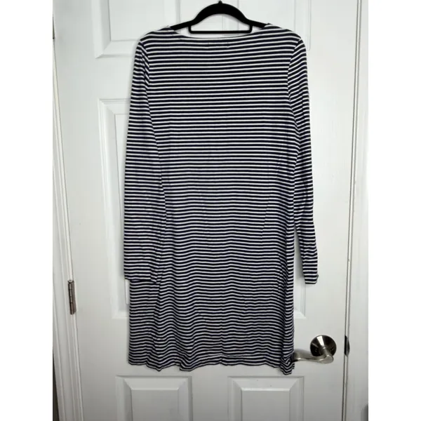 Vineyard Vines Blue/White Striped Nautical Dress Size Small - Image 2