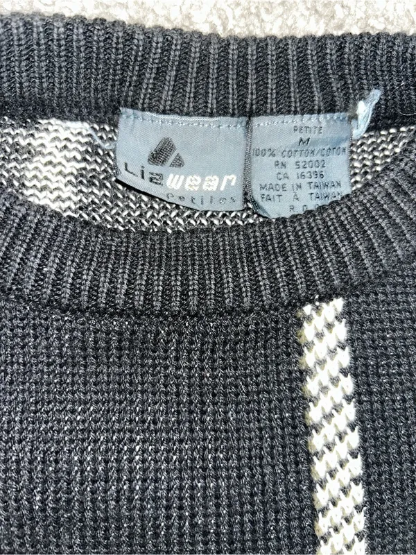 Vintage Lizwear Plaid Crewneck Sweater in Black and white - Image 3