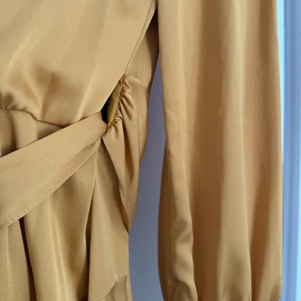 Mac Duggal 70135 Bishop Sleeve Wrap Dress‎ - Size 4 - Marigold - NWT - Image 8