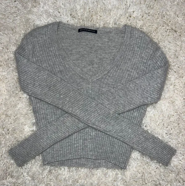 Brandy Melville Sweater - Image 2