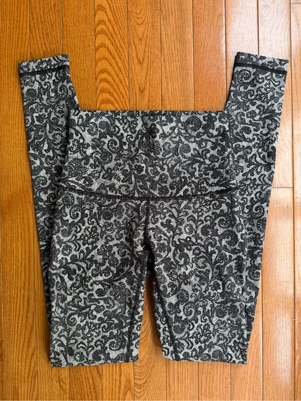 Lululemon Wunder Under Pant (Hi-Rise) Mini Cinder Lace White Black Size 4 - Image 10