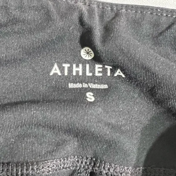 Athleta Mind Over Mat Criss Cross Capri Length‎ Leggings Size Small 722063 - Image 5