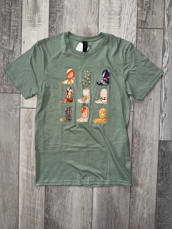 NWT Boots & Boho Patchwork Western Green Tee size small - Image 3