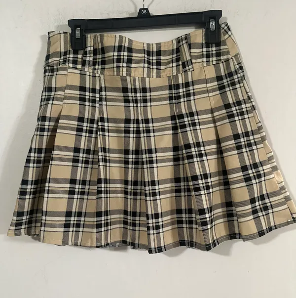 SheIn Plaid Pleated High Rise Mini Skirt - Image 3