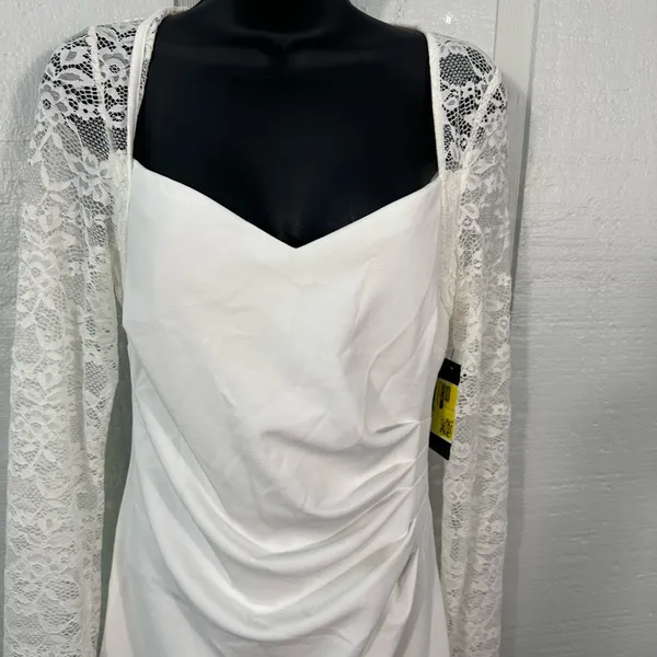 Guess Women’s White Bodycon Dress with Lace Sleeves Size 8 NWT - Image 4