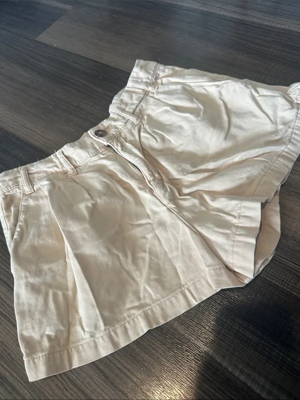 Women’s Free People Cream Khaki Shorts - Image 2