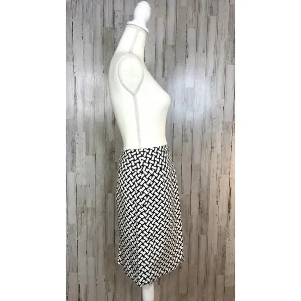 Antonio Melani Women's Size 2 Black Geometric Pencil Knee Length‎ Business Skirt - Image 6