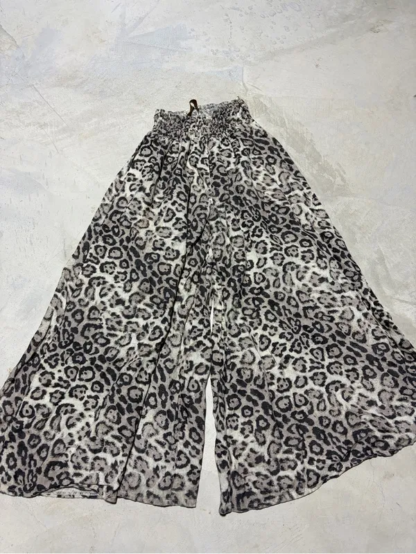 Donna Donna Leopard Print Wide-Leg Pants Italy - Image 2