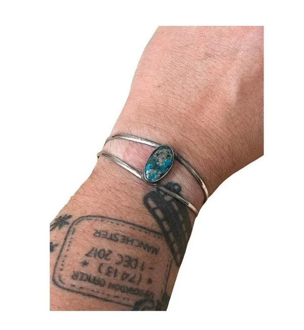 Vintage Sterling Silver and Turquoise Cuff Bracelet, Delicate Turquoise Cuff - Image 5